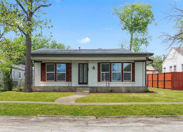 213 NW 14th Street, Grand Prairie, TX 75050