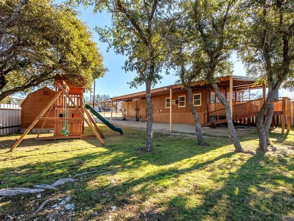 3990 Lake Shore, May, TX 76857