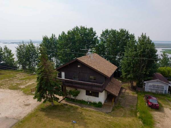 2650 Neewatin DR, Wabasca, AB T0G 2K0