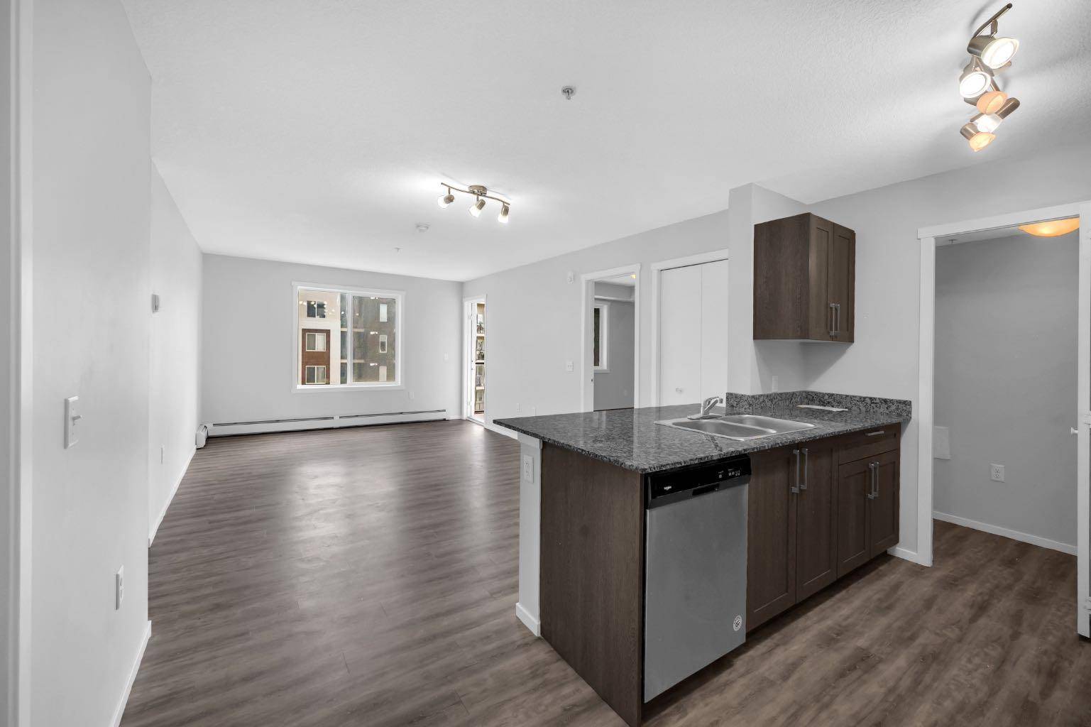 Calgary, AB T3N 1T3,4641 128 AVE #4511