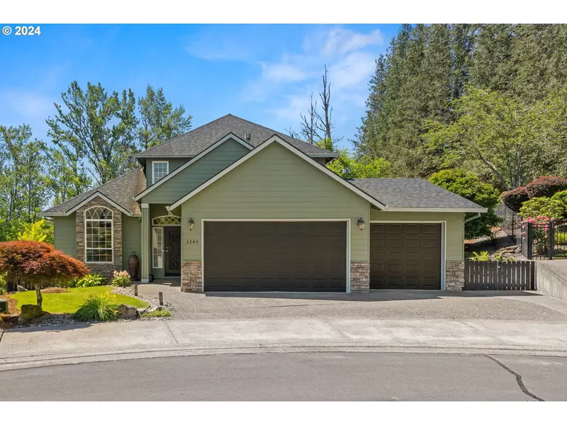 3245 SE HALL CT, Troutdale, OR 97060