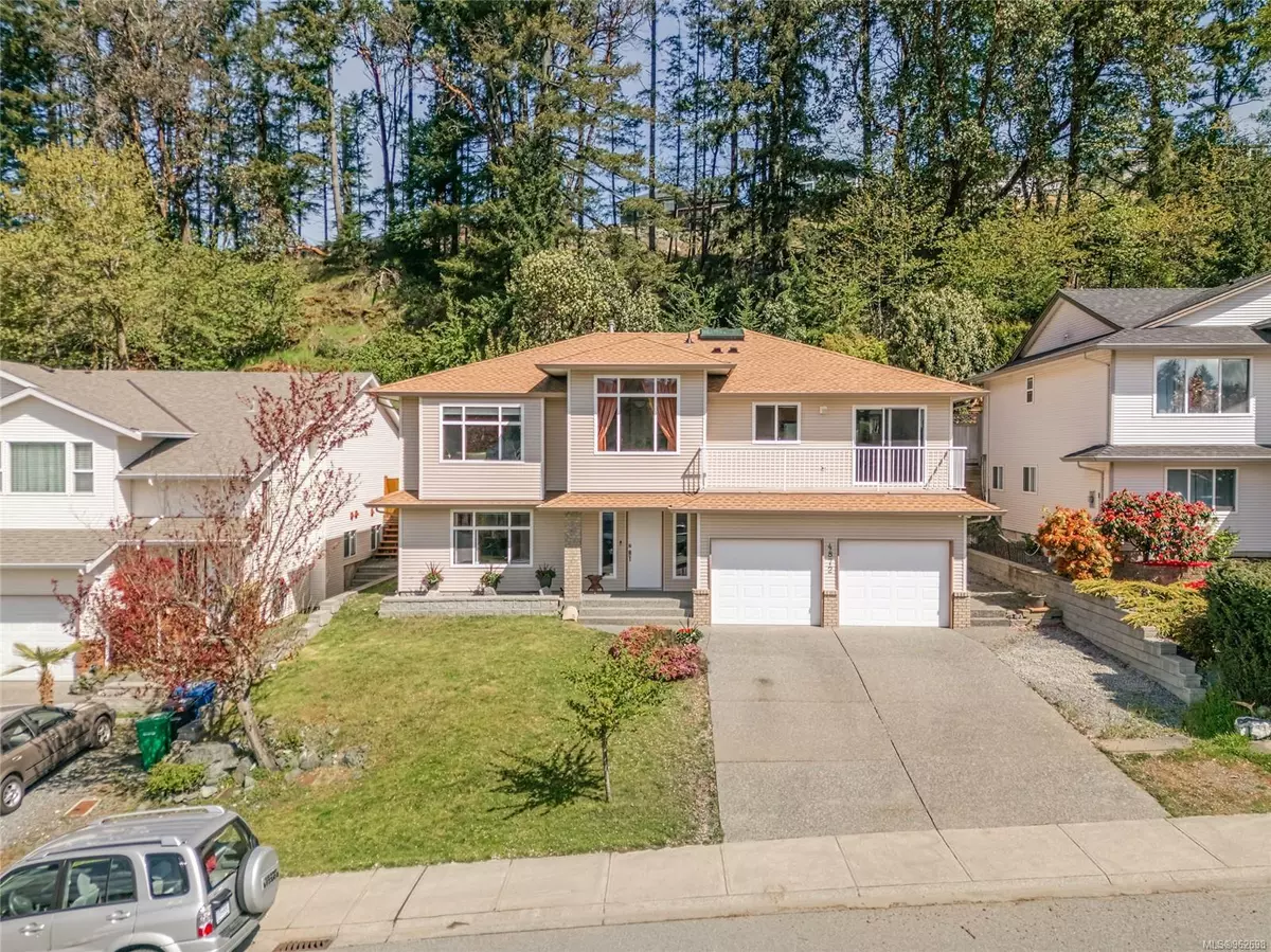 Nanaimo, BC V9T 6L6,4872 Fairbrook Cres