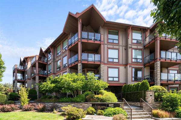 4529 West Saanich Rd #301,  Saanich,  BC V8Z 3G3