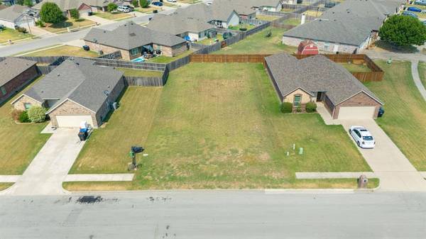 8833 Kiowa Drive,  Greenville,  TX 75402