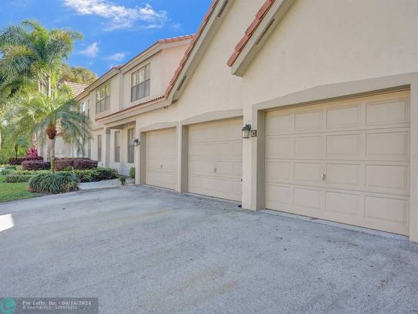 Boca Raton, FL 33486,5790 Coach House Cir  #C