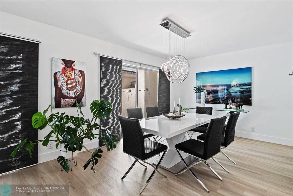 Hollywood, FL 33021,3082 Bermwood Ln #243