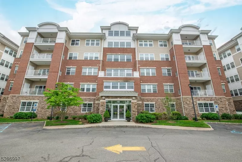 10209 Warrens Way #209, Wanaque Boro, NJ 07465