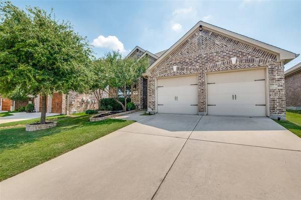 14728 Seventeen Lakes Boulevard, Fort Worth, TX 76262