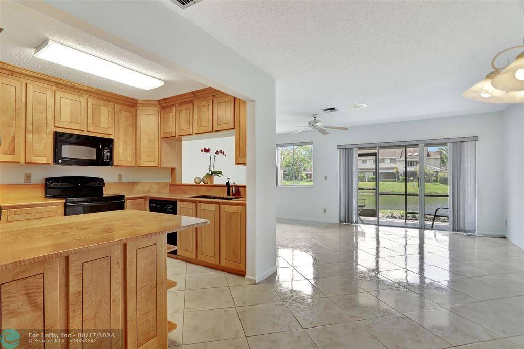 Deerfield Beach, FL 33442,2274 Discovery Cir  #2274