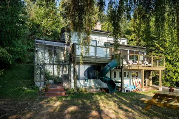 181 Devine Dr, Salt Spring, BC V8K 2H5