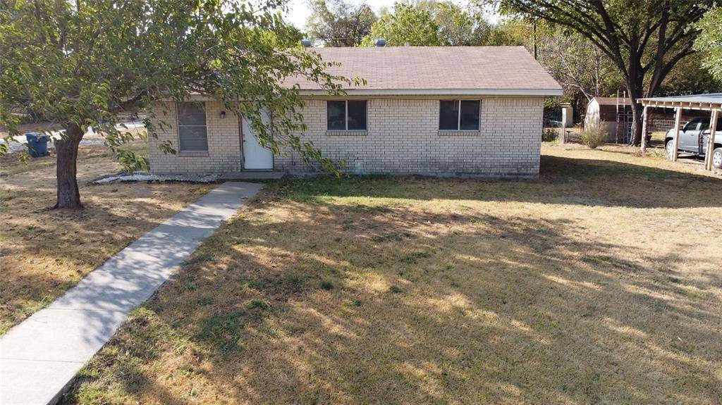 207 Jester Street, Coolidge, TX 76635