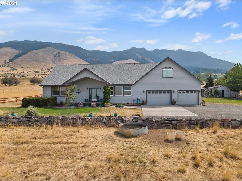 69495 LANTZ LN, Cove, OR 97824