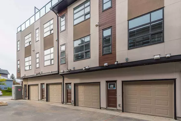 Calgary, AB T2T 1Y4,1539 33 AVE Southwest