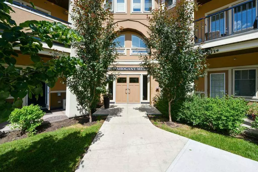 Calgary, AB T3M 3H4,30 Mahogany Mews SE #202