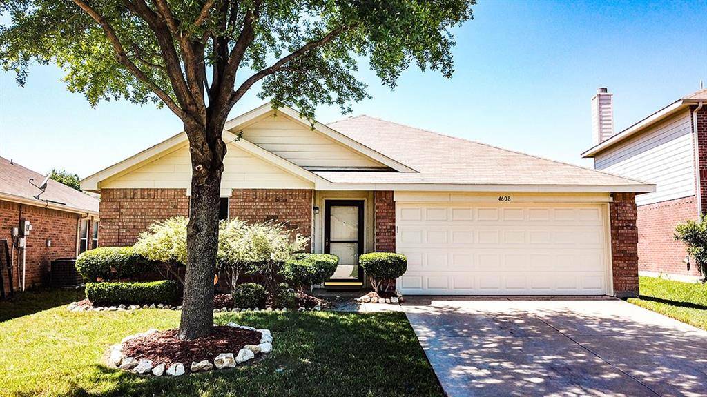 4608 Waterford Drive, Fort Worth, TX 76179