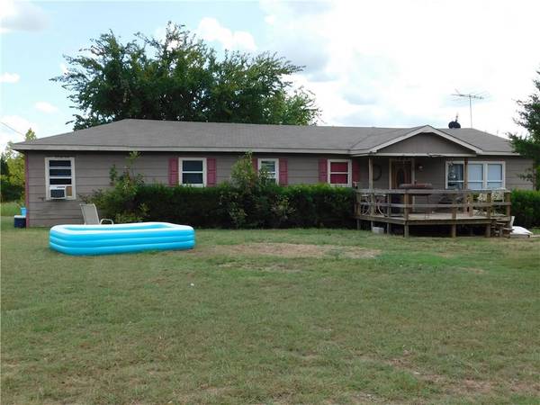 1010 Jim Cannon Road,  Van Alstyne,  TX 75495