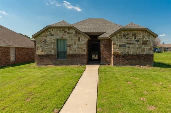 3308 Kari Lane, Greenville, TX 75402