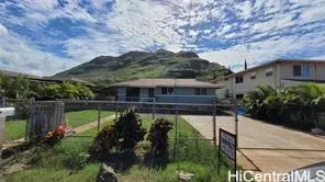 Waianae, HI 96792,87-245 Hookele Street