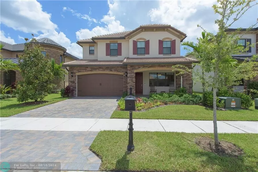 8880 Watercrest Cir W, Parkland, FL 33076