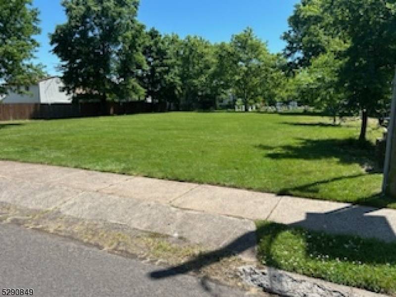 36 Roosevelt Pl, Somerville Boro, NJ 08876