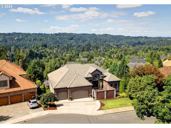 West Linn, OR 97068,2348 FALCON DR