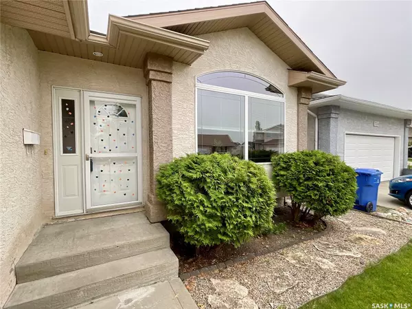 Regina, SK S4X 4S3,7240 Maple Glen COURT