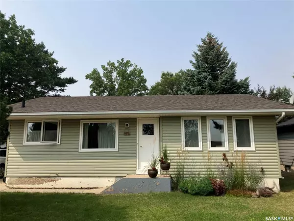 518 1st STREET E, Lafleche, SK S0H 2K0