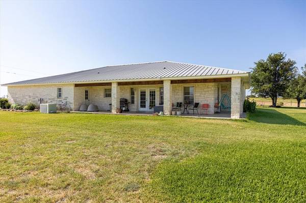 De Leon, TX 76444,551 County Road 491