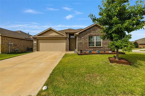 14653 Sundog Way, Fort Worth, TX 76052