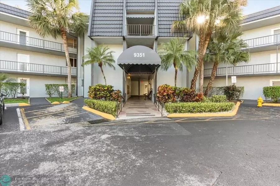 9351 Lime Bay Blvd  #209, Tamarac, FL 33321