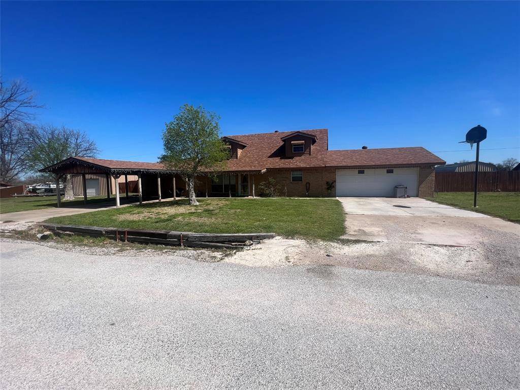 De Leon, TX 76444,857 Apache Drive