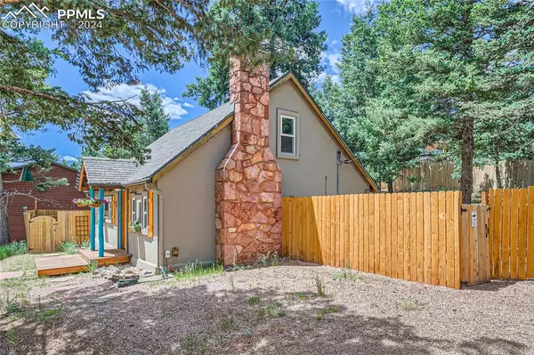 Woodland Park, CO 80863,430 Hillcrest AVE