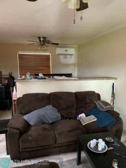 Stuart, FL 34994,1081 SE Monterey Rd  #3-8