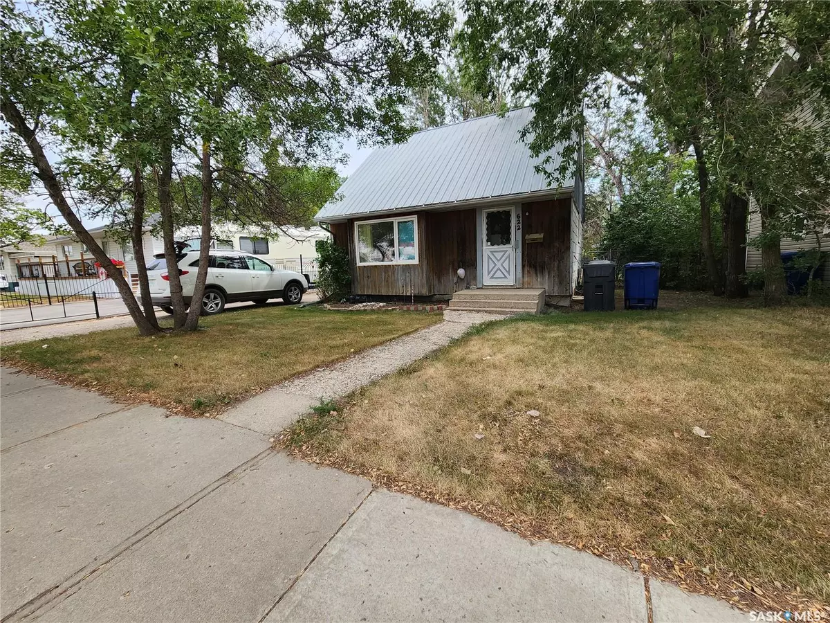 Weyburn, SK S4H 0P7,622 KING STREET