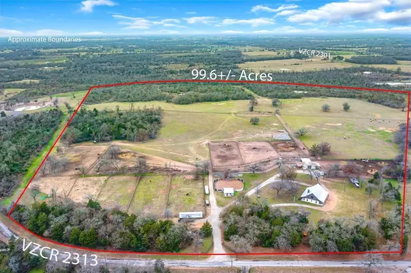 552 VZ County Road 2313,  Canton,  TX 75103