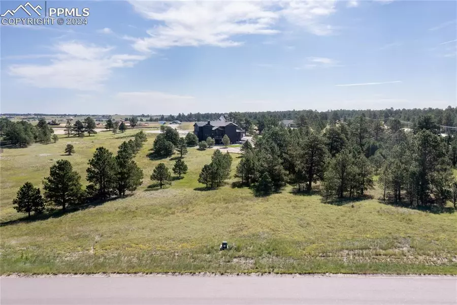 11556 Bison Meadows CT, Colorado Springs, CO 80908