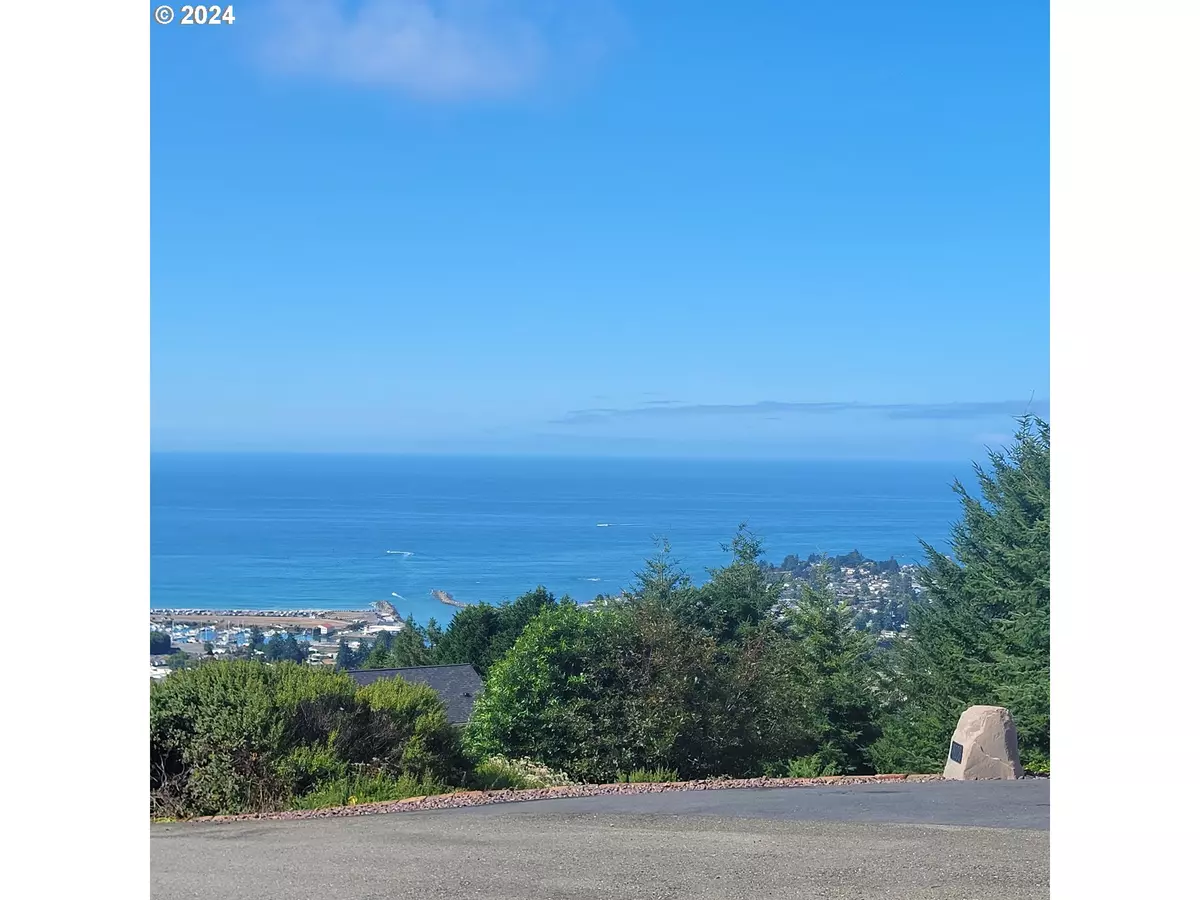 Brookings, OR 97415,98007 Crown Terrace RD