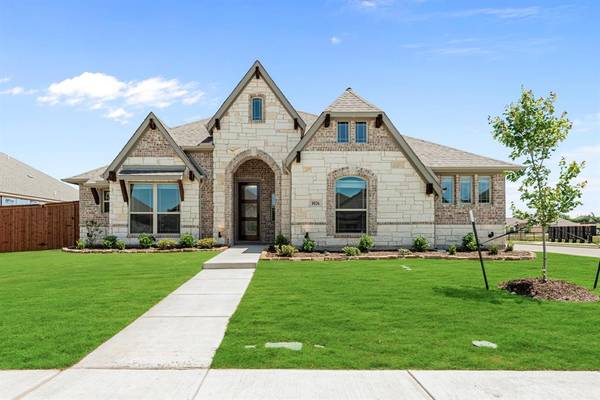 1026 Greencove Drive, Midlothian, TX 76065