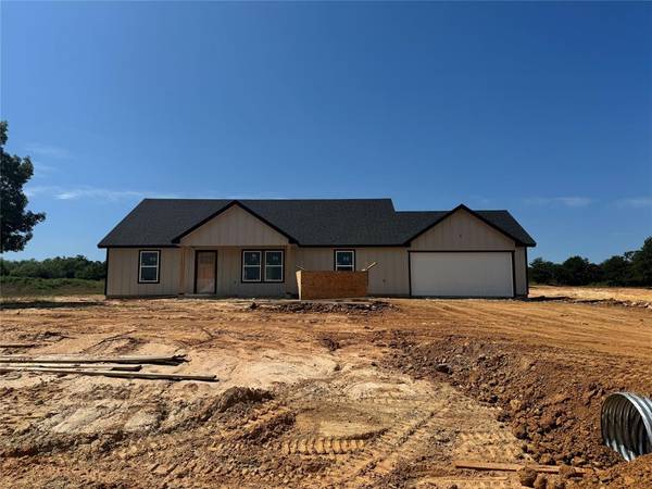 1041 Hereford Drive,  Springtown,  TX 76082