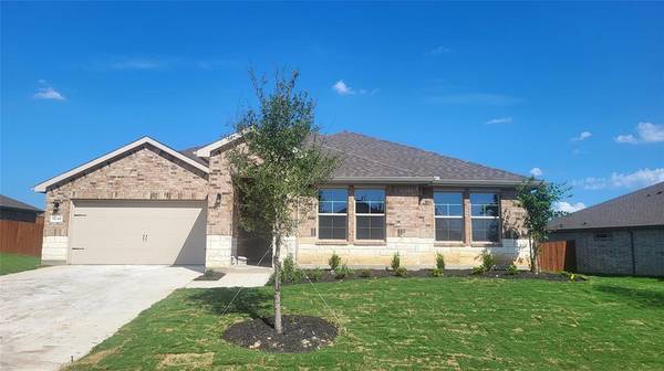 1238 GREENFIELD Drive, Cedar Hill, TX 75104