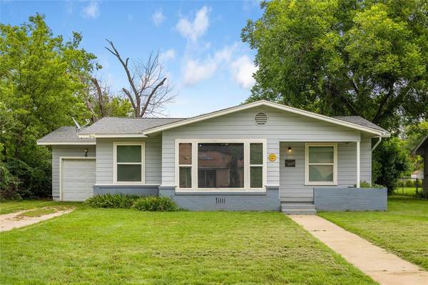 2104 6th Street, Brownwood, TX 76801