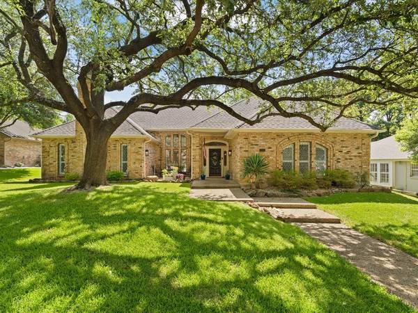 5906 Bentwood Trail,  Dallas,  TX 75252