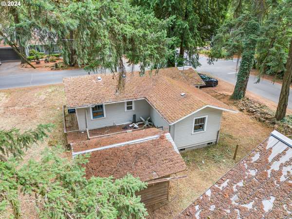 16061 WALUGA DR, Lake Oswego, OR 97035