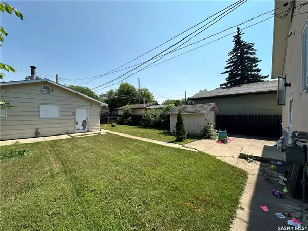 Saskatoon, SK S7M 2N9,714 N AVENUE S