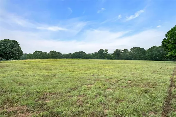 Big Sandy, TX 75755,527 Private Road 3398