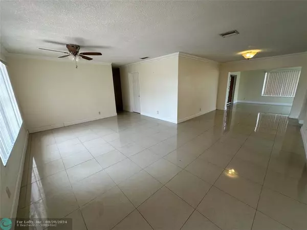 North Lauderdale, FL 33068,6862 Broadmoor