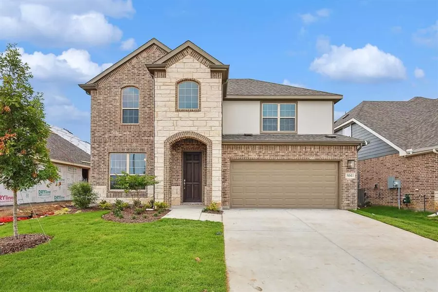 5041 Hitching Post Drive, Fort Worth, TX 76036