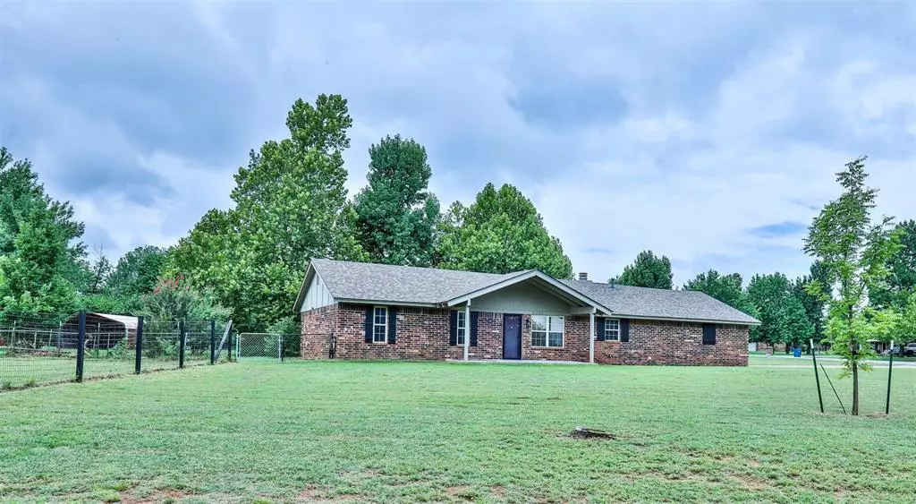 2101 Oakhollow Drive, Newcastle, OK 73065