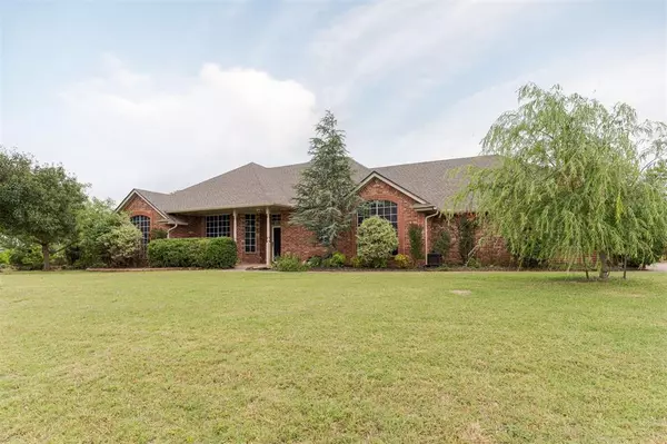 7901 Scotch Lane, Tuttle, OK 73089