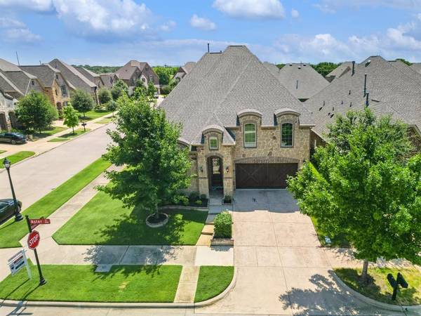 910 Aster Drive,  Euless,  TX 76039